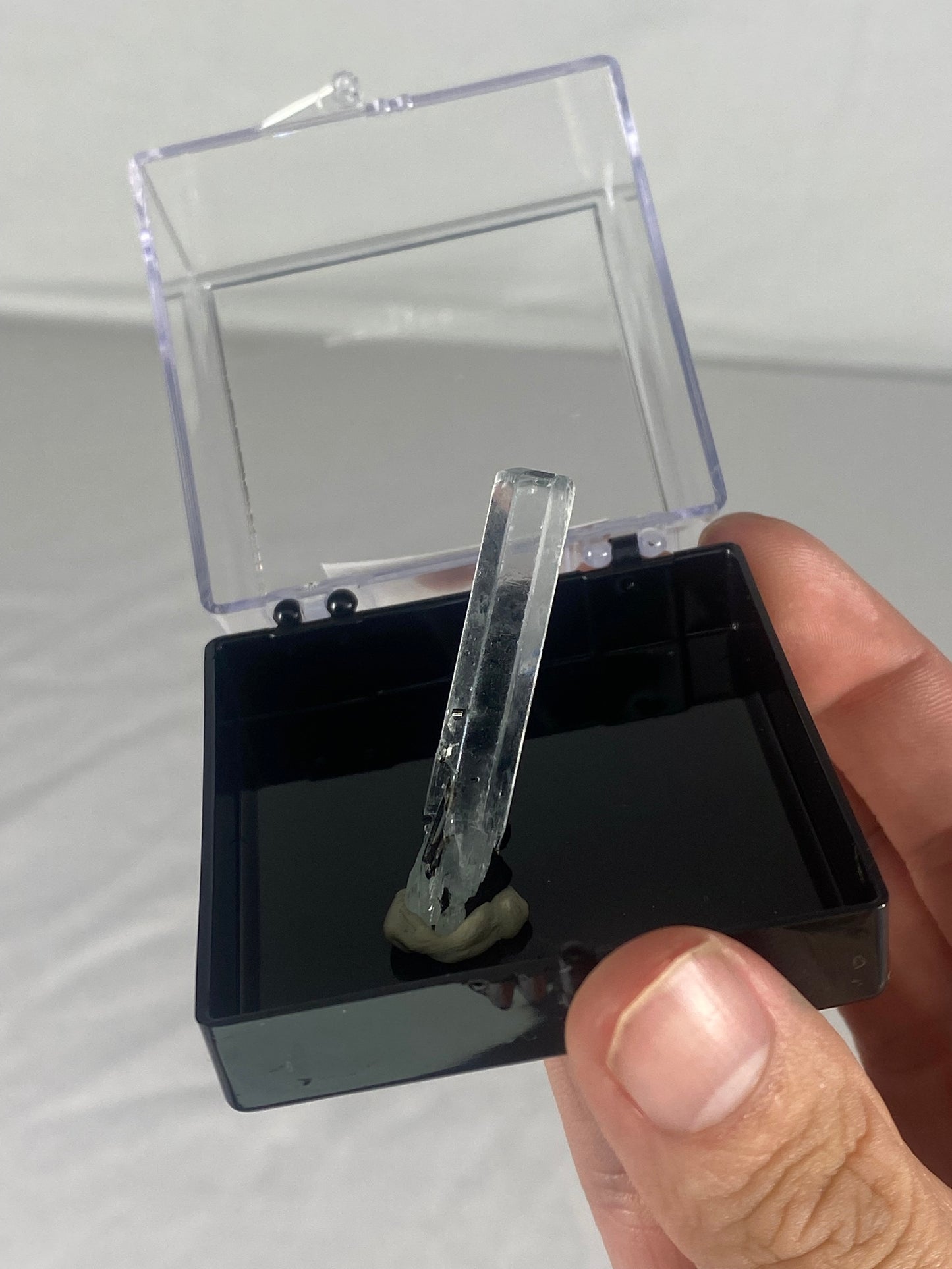 Pakistani Aquamarine Thumbnail Specimen (Y)