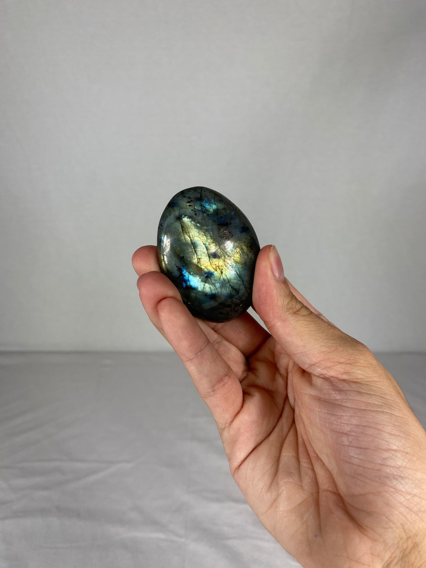 Madagascan Polished Labradorite Palm Stone (K)