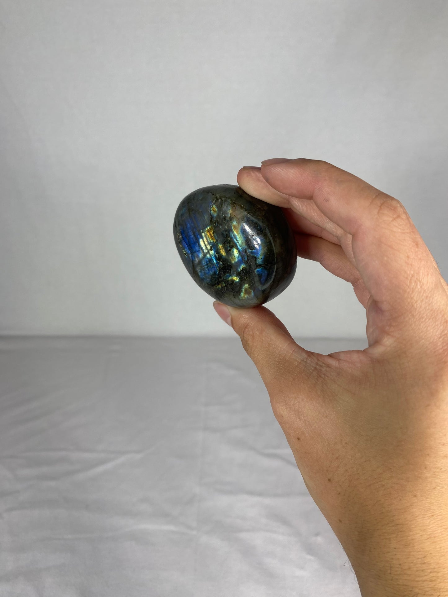 Madagascan Polished Labradorite Palm Stone (U)