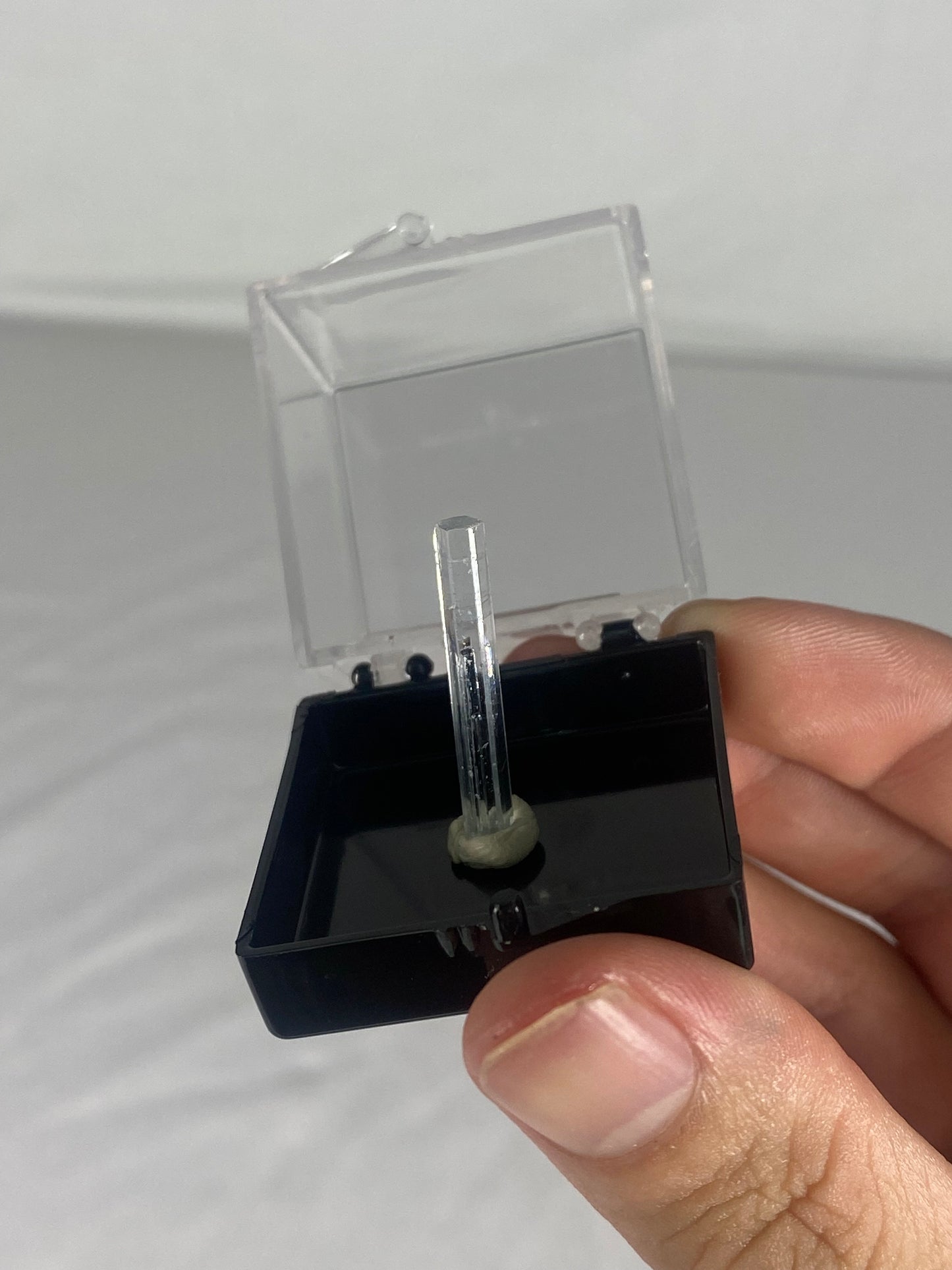 Pakistani Aquamarine Thumbnail Specimen (U)