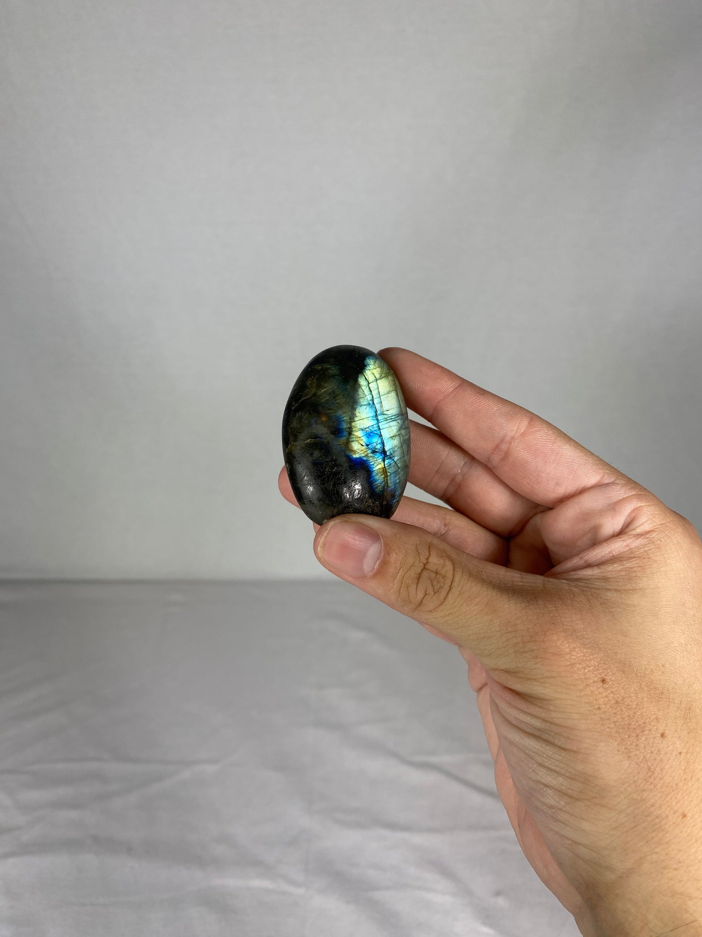 Madagascan Polished Labradorite Palm Stone (G)