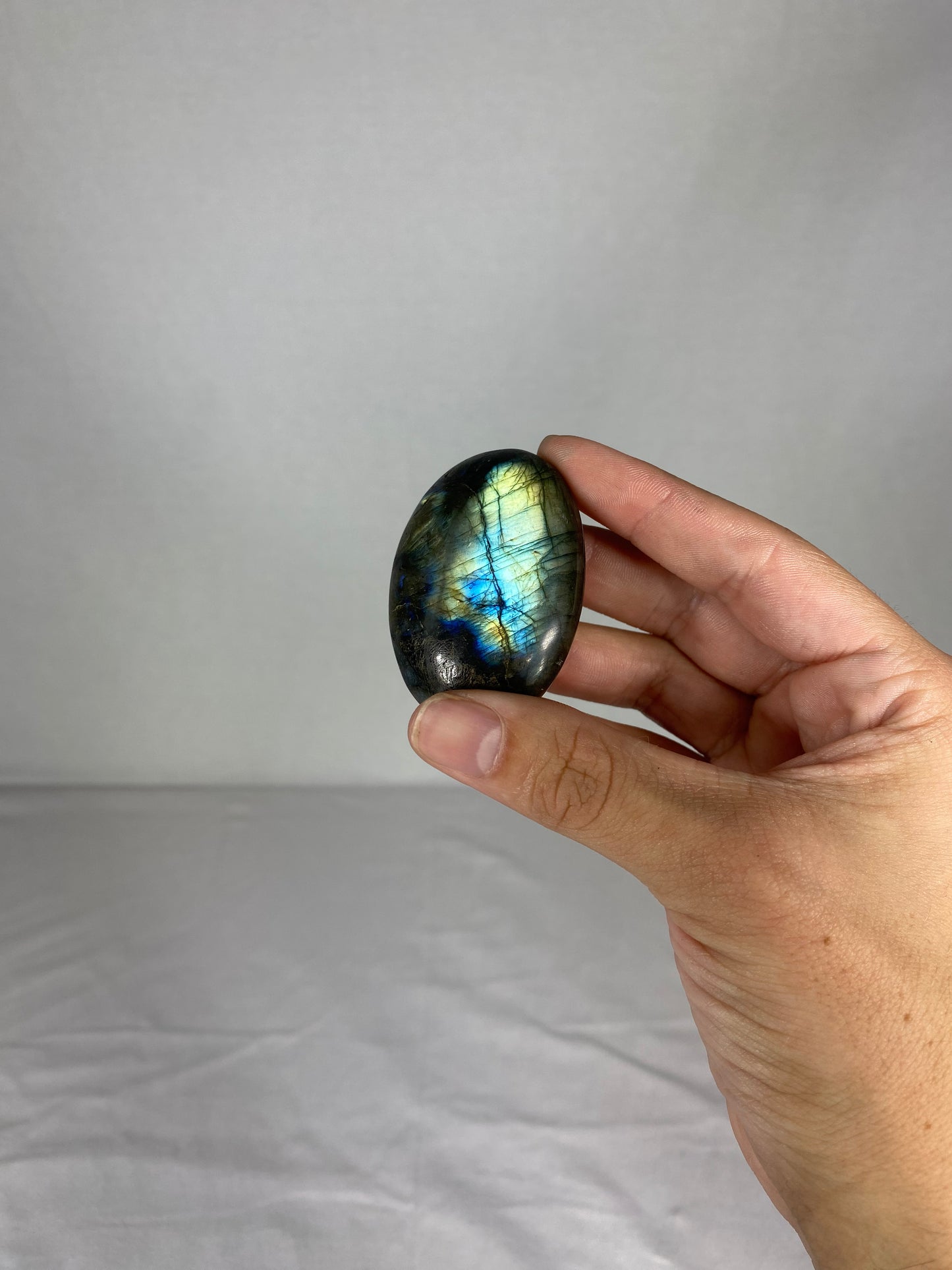 Madagascan Polished Labradorite Palm Stone (G)