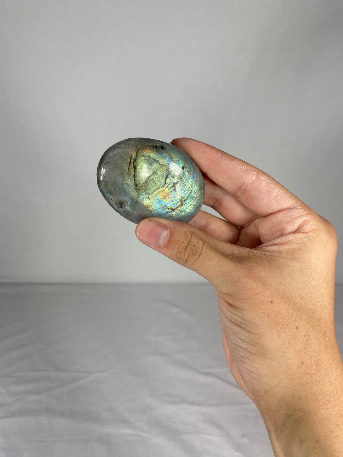 Madagascan Polished Labradorite Palm Stone (Q)
