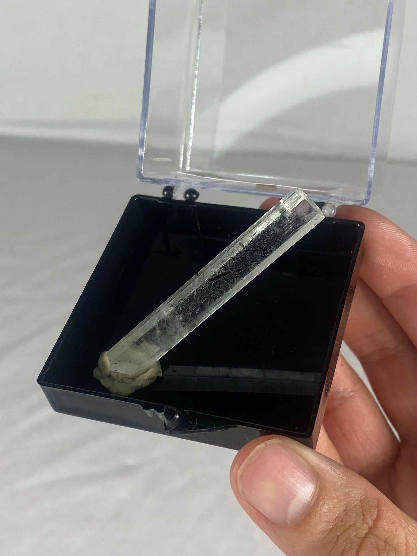 Pakistani Aquamarine Thumbnail Specimen (Z)