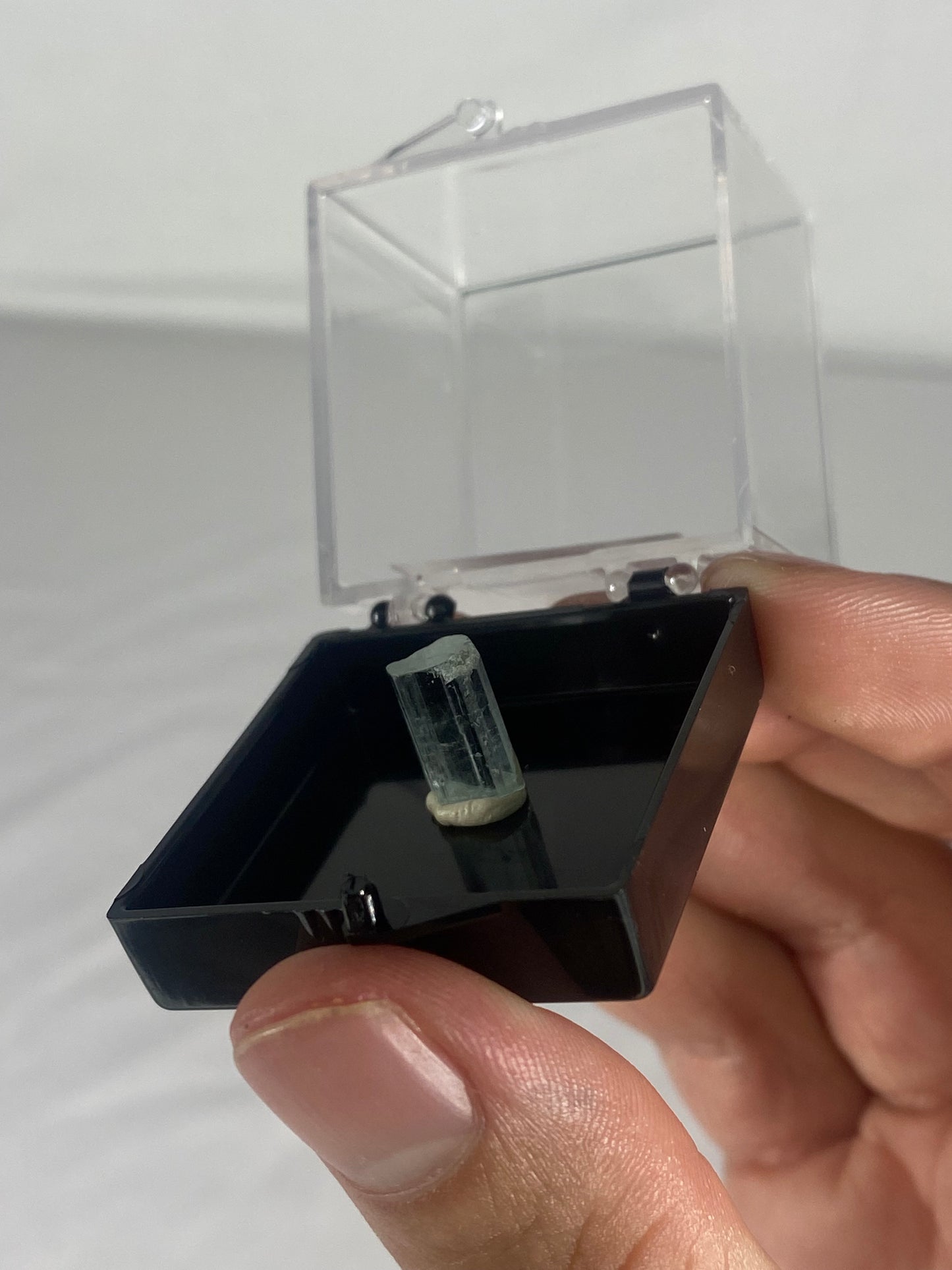 Pakistani Aquamarine Thumbnail Specimen (O)