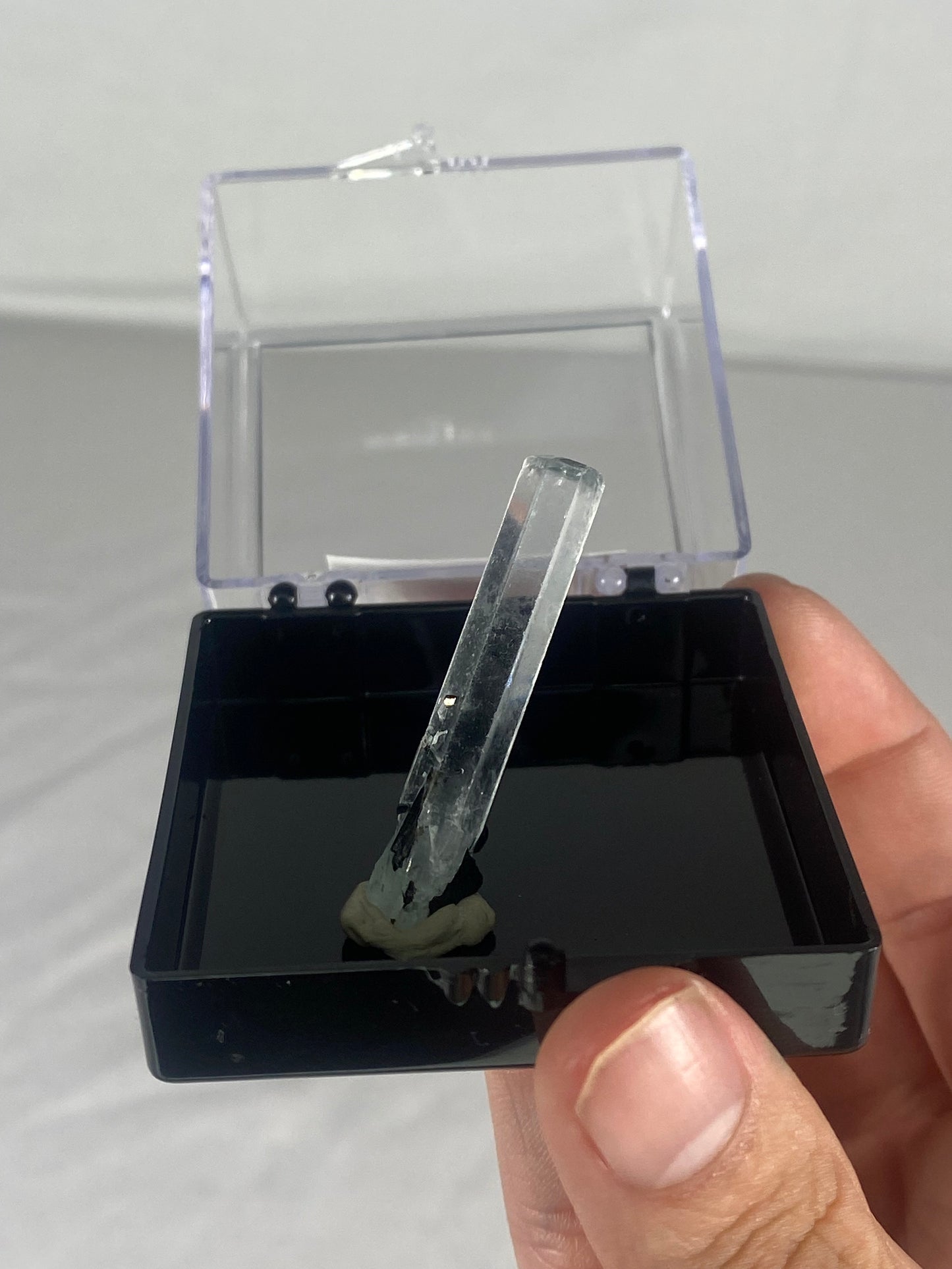 Pakistani Aquamarine Thumbnail Specimen (Y)