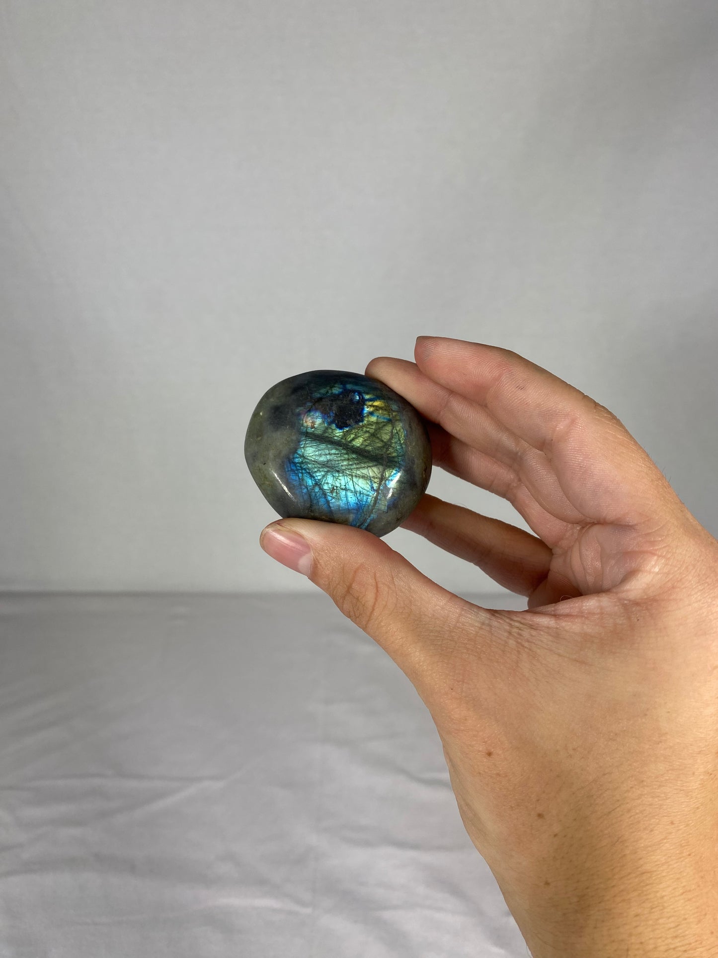 Madagascan Polished Labradorite Palm Stone (P)