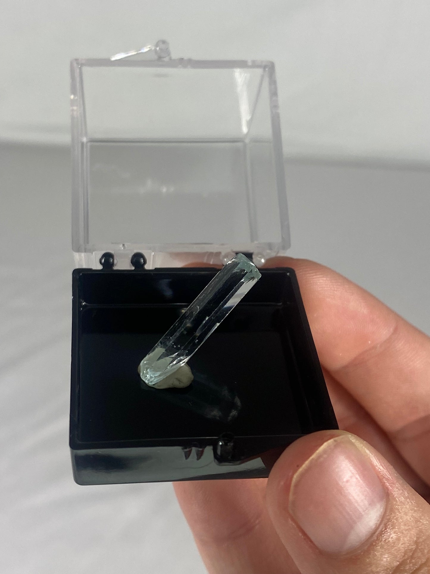 Pakistani Aquamarine Thumbnail Specimen (T)