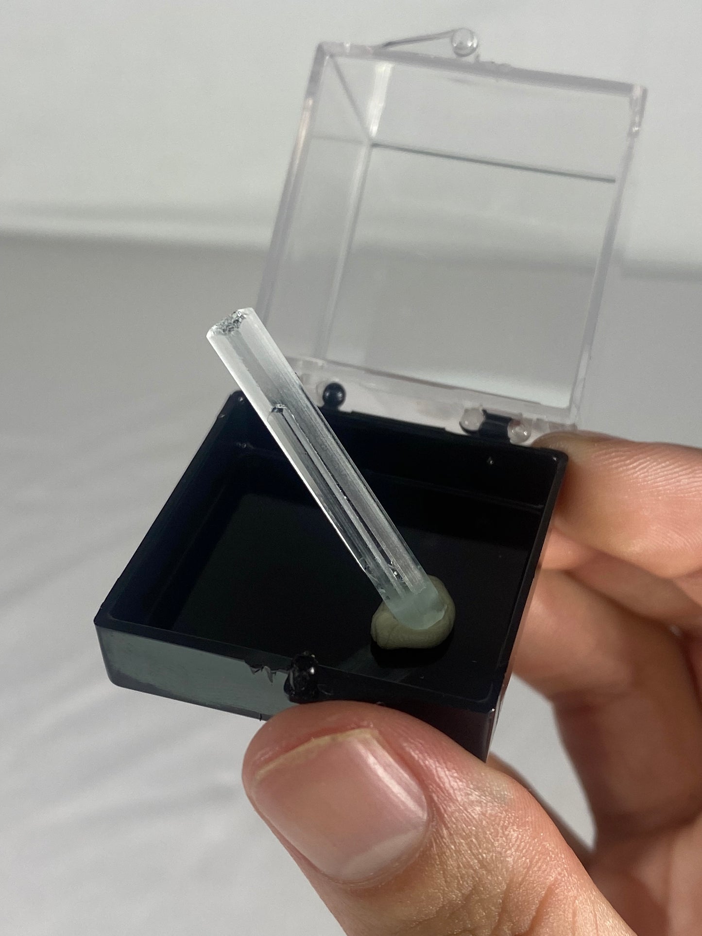 Pakistani Aquamarine Thumbnail Specimen (D)