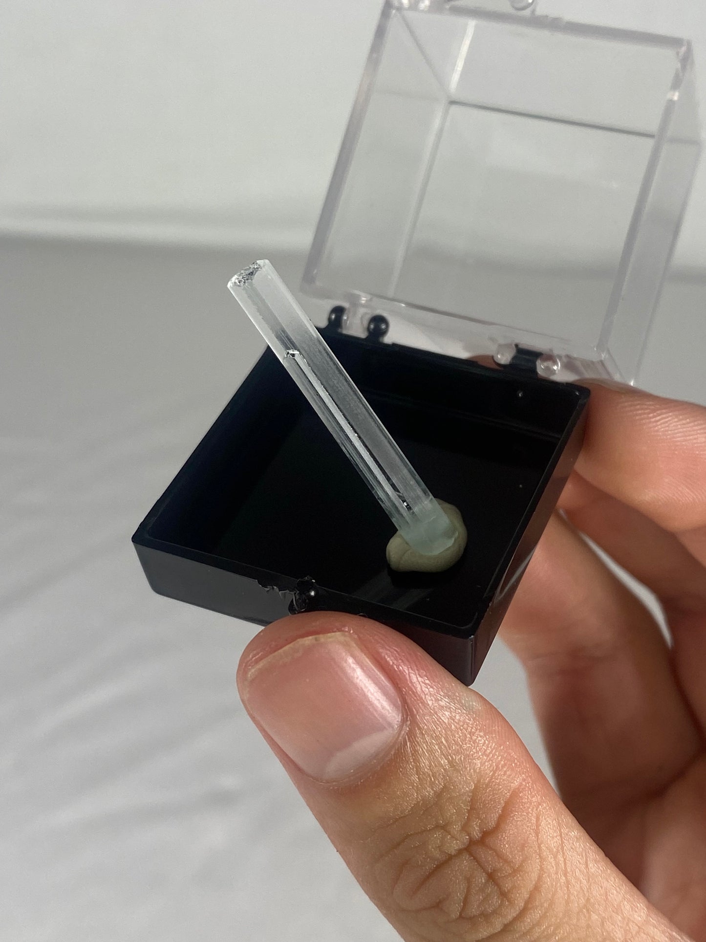 Pakistani Aquamarine Thumbnail Specimen (D)