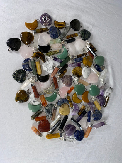 Crystal Necklace (MYSTERY)