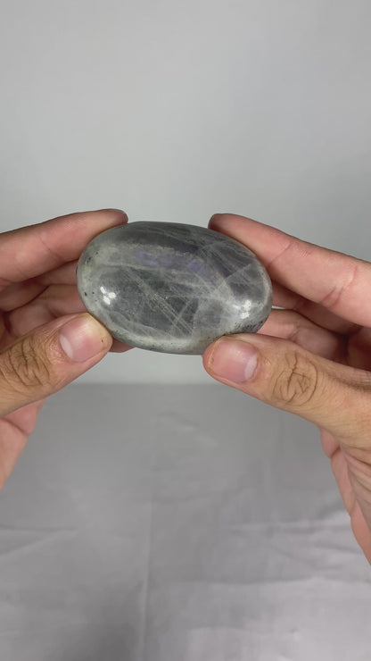 Madagascan Polished Labradorite Palm Stone (I1)