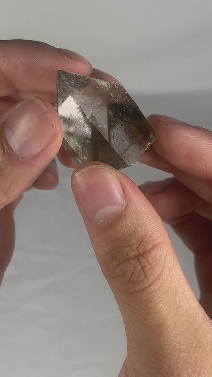 Madagascan Polished Garden Quartz Mini Tower (D)