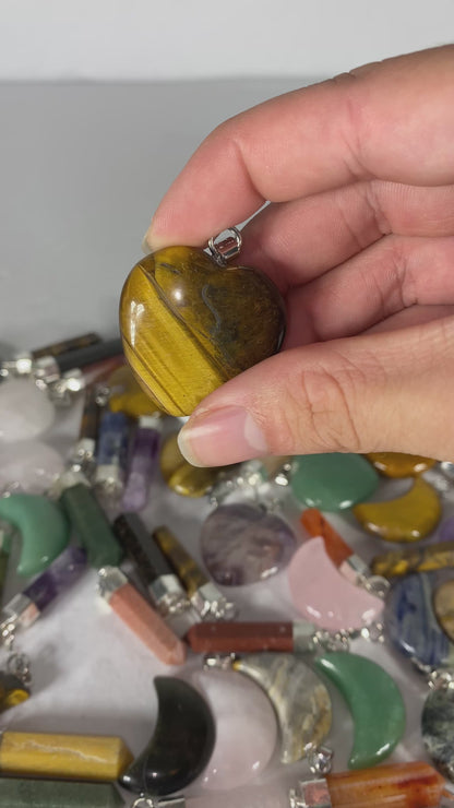 Crystal Necklace (MYSTERY)