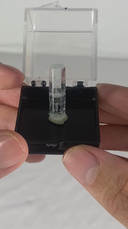 Pakistani Aquamarine Thumbnail Specimen (L)