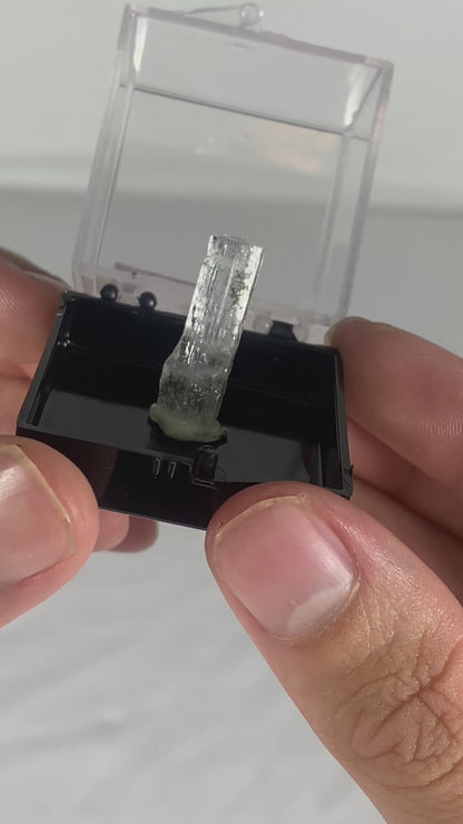 Pakistani Aquamarine Thumbnail Specimen (N)